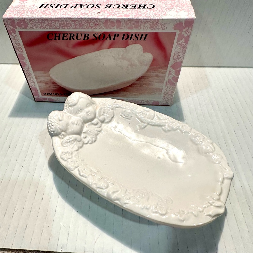 Cherub Soap Dish - White Porcelain